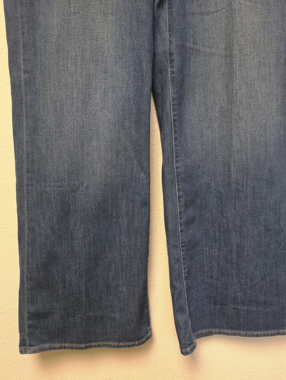 Chico's High Rise Wide Leg Jean - Picture 5 of 13